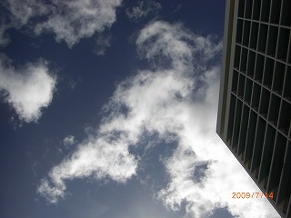 プールサイドにて２