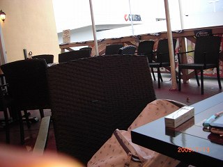 フライデーズ　アウトサイド