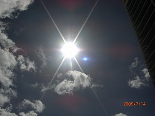 プールサイドにて１