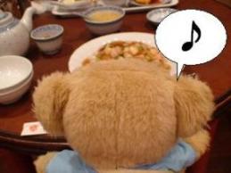 ぱくぱく。もぐもぐ。