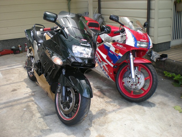 zzr1100 nsr250r