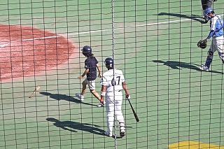 バットボーイも