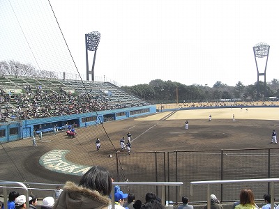 平塚球場フィールド