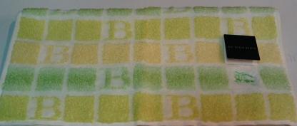 バーバリーのハンドタオル