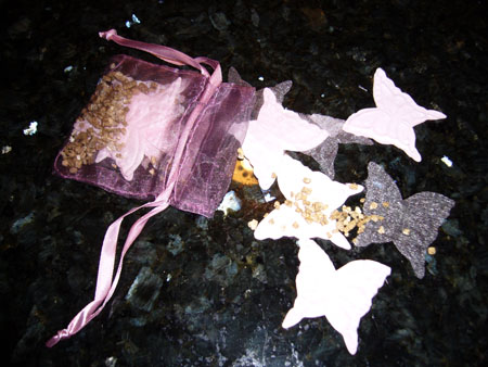 サシェの中に入れる物は