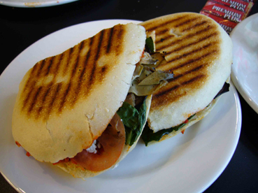 ベジタリアンパニーニ