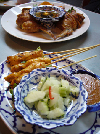 サテイ＆ディープフライドチキン