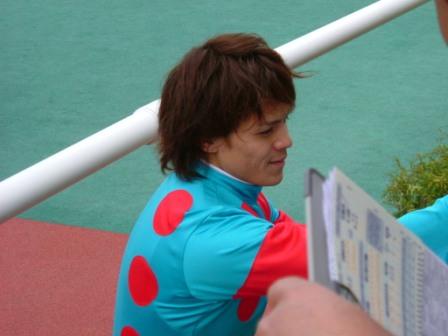 サービス精神旺盛な高田君