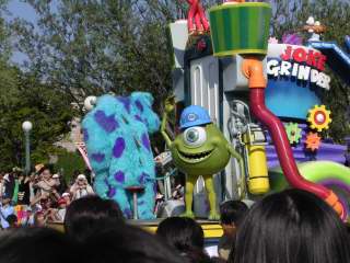 マイクの足が・・・