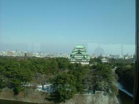 クラウンの窓から