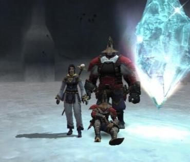 氷のクリスタルの前にて