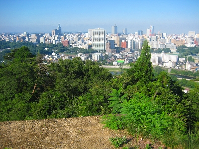 青葉城址から仙台を見下ろす