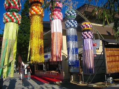 青葉神社の七夕かざり