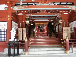 志波彦神社の神殿