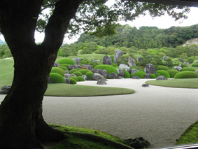 足立美術館庭園.jpg