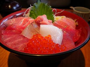 中トロ丼