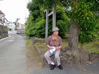 神社前