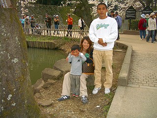 家族で記念写真