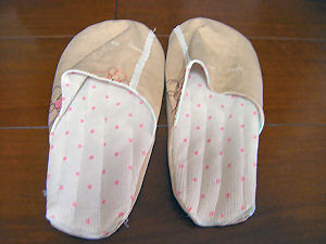 ぺたんこスリッパ