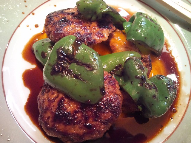 ピーマンとツクネ