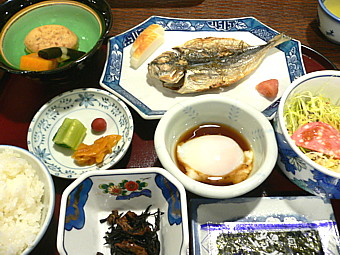 朝食