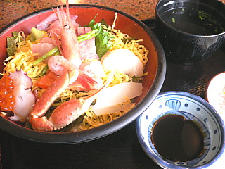 海鮮丼