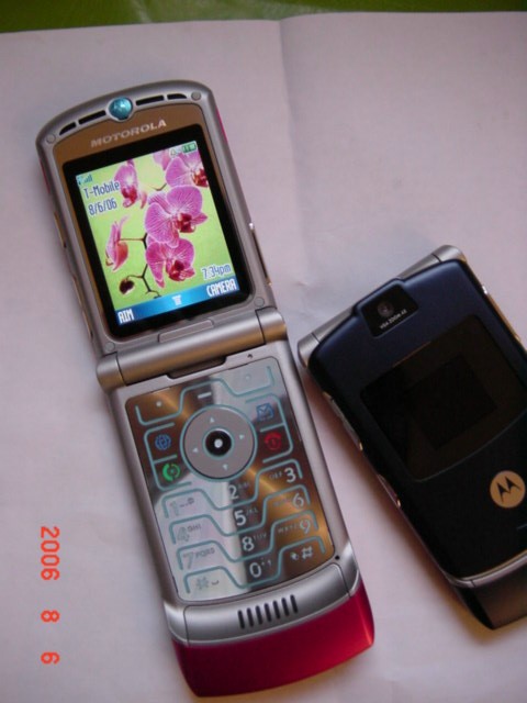 新しい携帯電話２