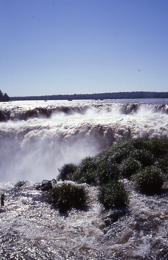 イグアスの滝　1996年　悪魔の喉笛にて