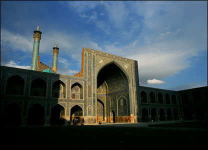 The palaces of Iran1