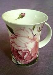 薔薇のマグカップ