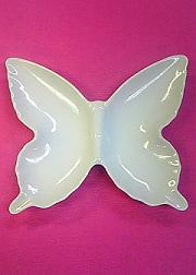 白い蝶の皿