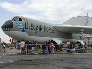 B-52B 開放