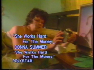 69 she works hard for the money (donna summer).JPG