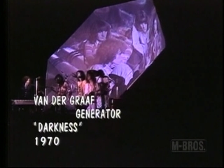 99 van der graaf generator darkness.JPG