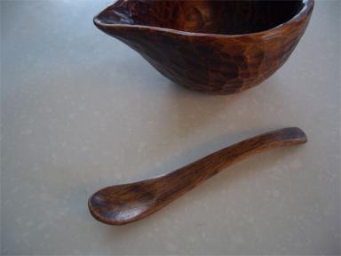 漆のスプーン