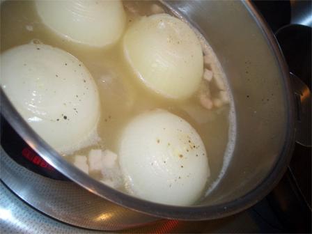 新玉ねぎのスープ