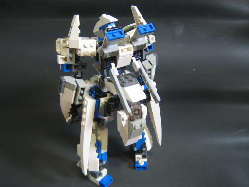 白騎士改　背面