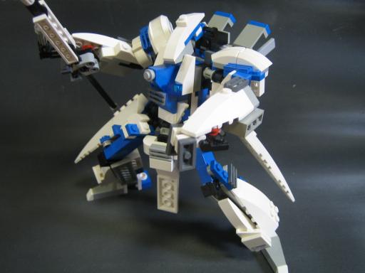 あ、白騎士とは～俺の事だ！