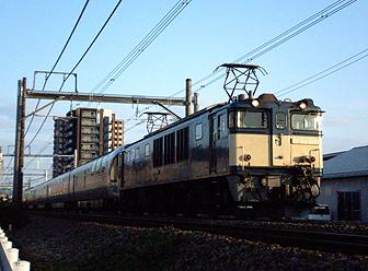 EF641051.JPG