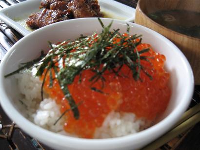 いくら丼