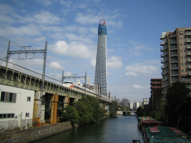 東京タワーを抜いたスカイツリー