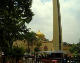 masjid sebelah UM