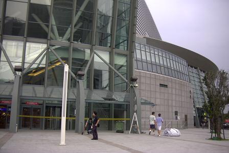 [台北ドーム前]