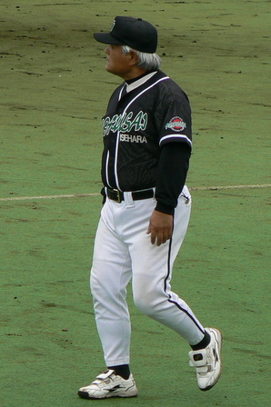 [辻恭彦助監督]