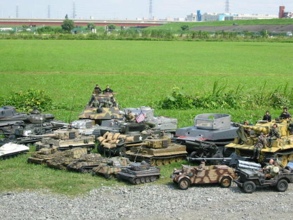 大型ラジコン戦車