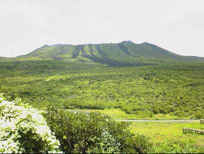 三原山