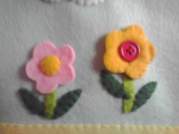 お花は
