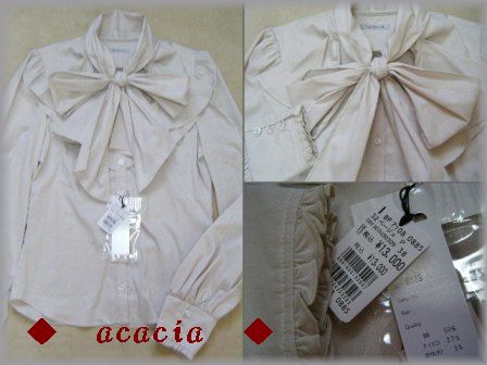 リボン付きブラウス(ベージュ)