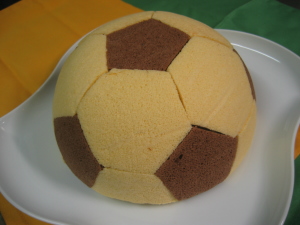 サッカーボールケーキ.JPG