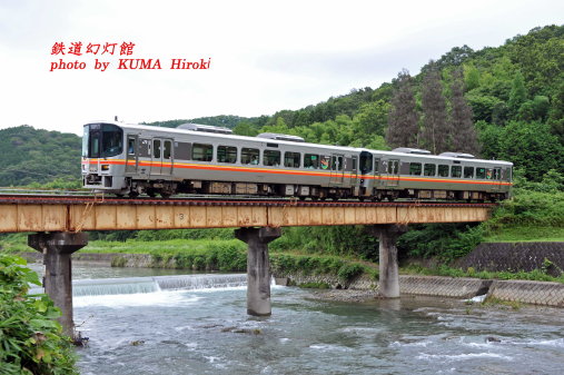 姫新線のキハ122系